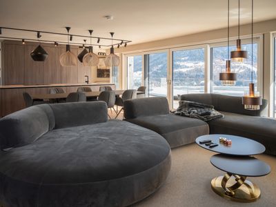 Wohnstudio Schwaiger 02 26 80  1